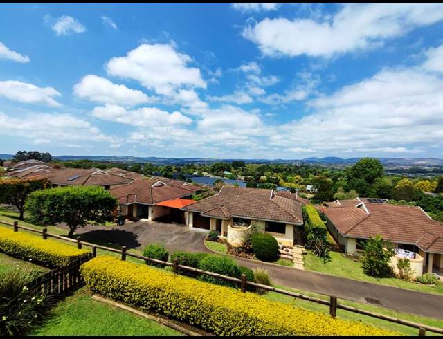 2 BEDROOM APARTMENT FOR SALE IN HOWICK NORTH